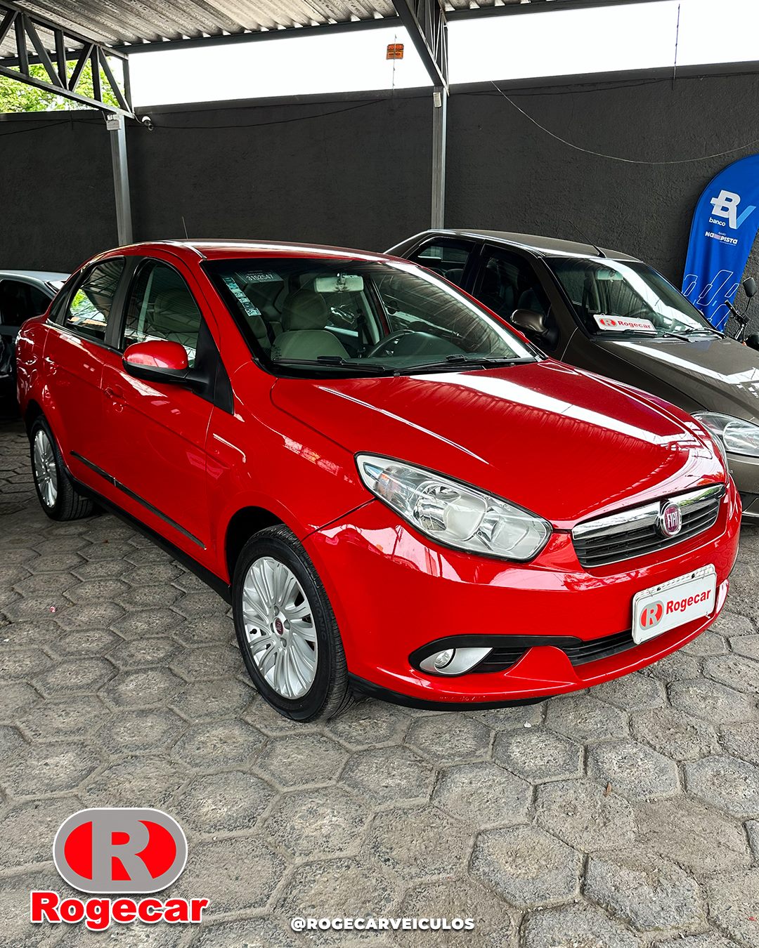 Fiat Grand Siena 1.6 Essence 2013/2014, foto 1